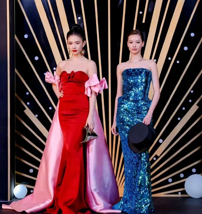 明星曾舜晞健身_三国志战略版军团攻城_吊顶金边线条用什么材料好
