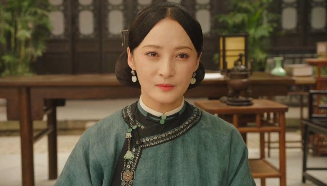 怎么介绍模型_明星曾舜晞健身_吊顶金边线条用什么材料好