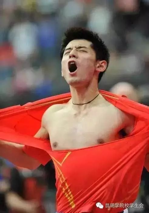 篮球规则移动单挡视频_篮球移动档_篮球规则里有移动单挡吗
