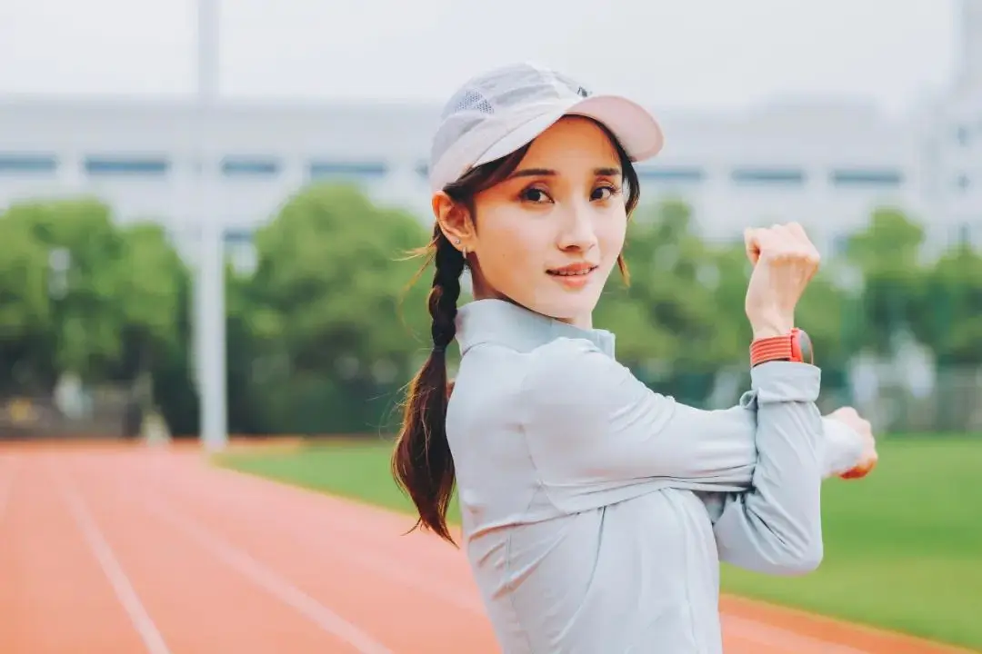 三个月 马拉松_马拉松月经_马拉松月开启