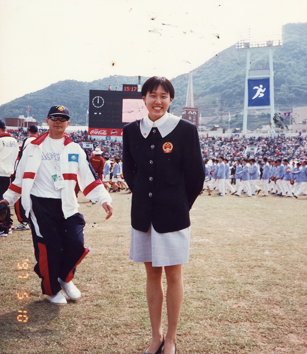 游泳男孩冠军想成为明星_游泳男孩冠军想成为什么人_男孩想成为一名游泳冠军