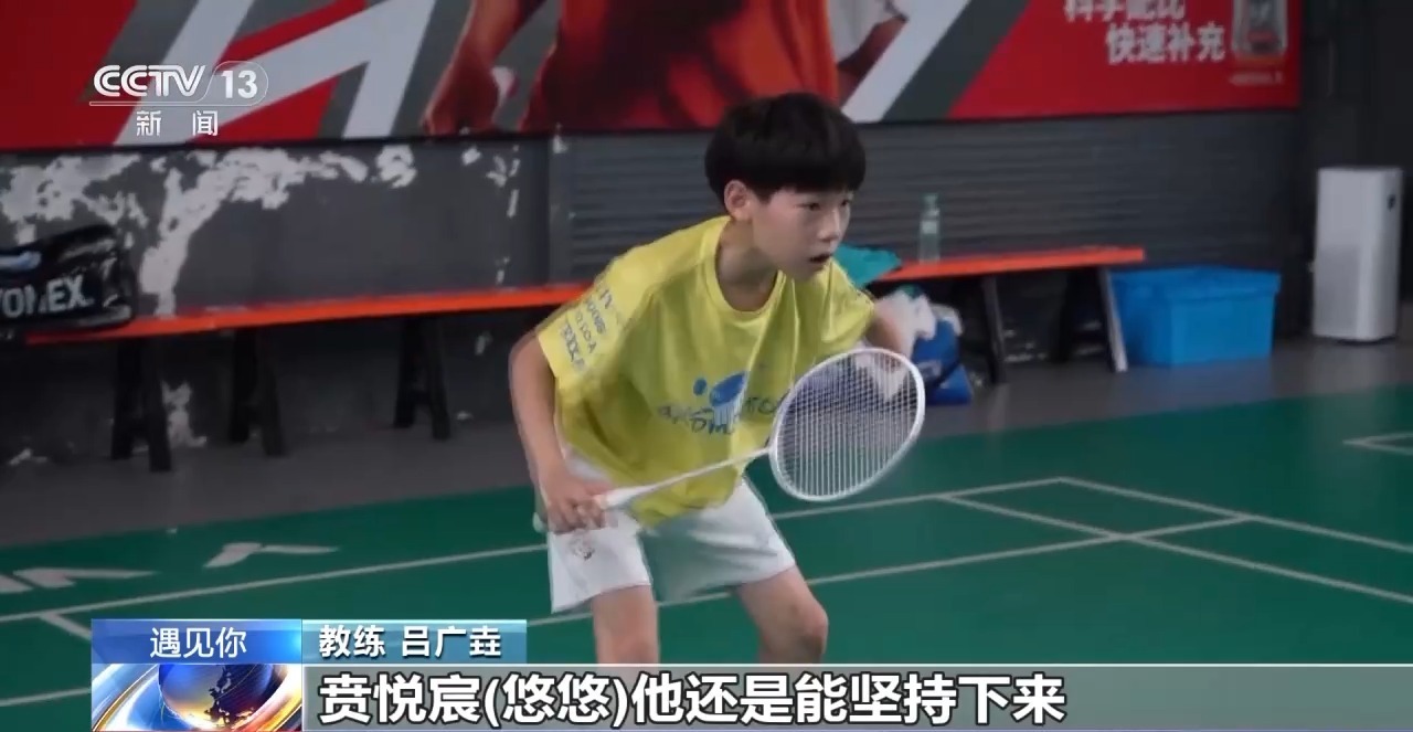 游泳冠军男的_男孩想成为一名游泳冠军_游泳男孩冠军想成为女孩