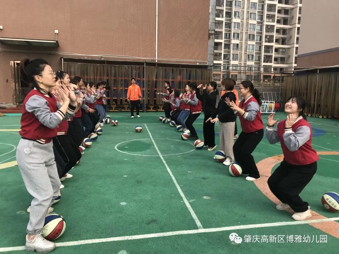 趣味教学篮球传球技巧_趣味传球篮球技巧教学视频_趣味传球游戏规则