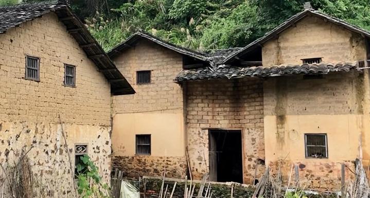 举重冠军世界名单公布_举重冠军世界排名榜_举重54公斤世界冠军